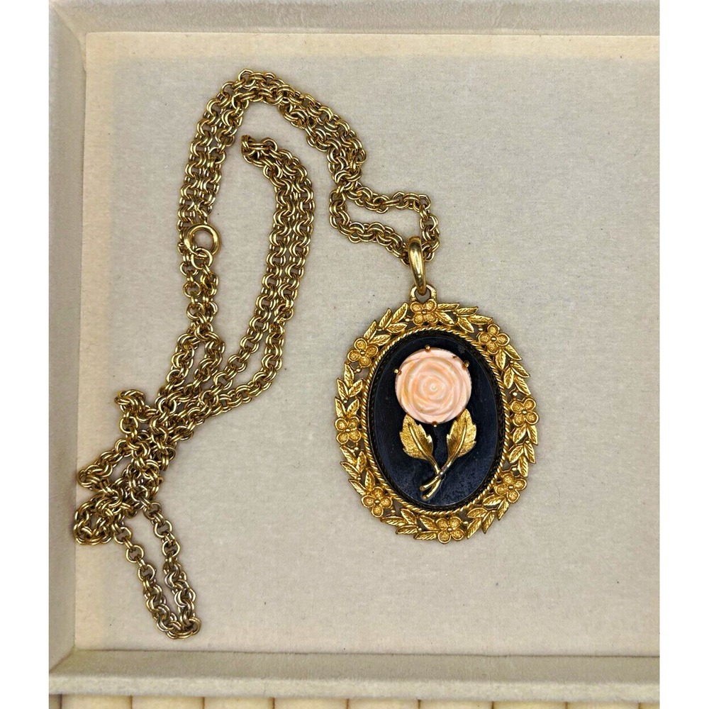 Vintage signed Avon Gold Tone Oval Rose Mirror Pendant Cable Necklace